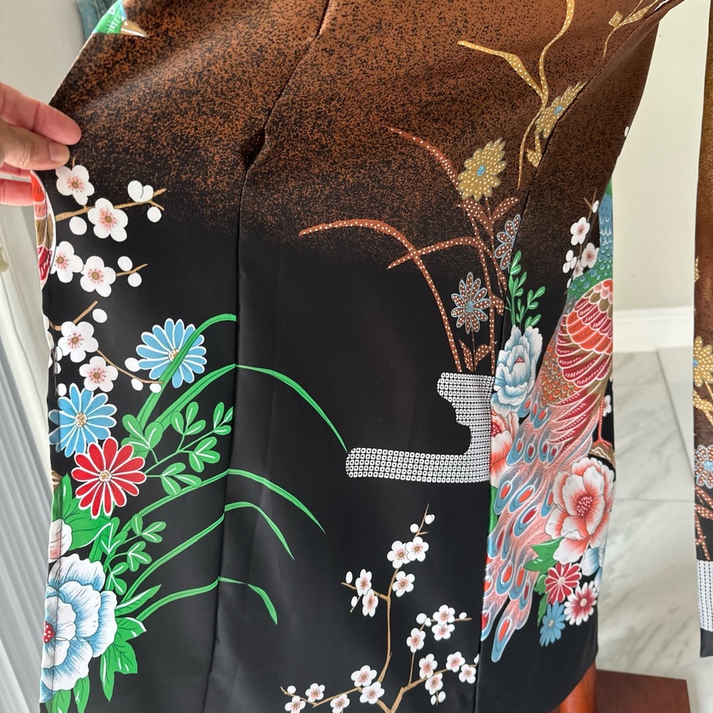 VTG Japanese Kimono - Picture 7 of 12